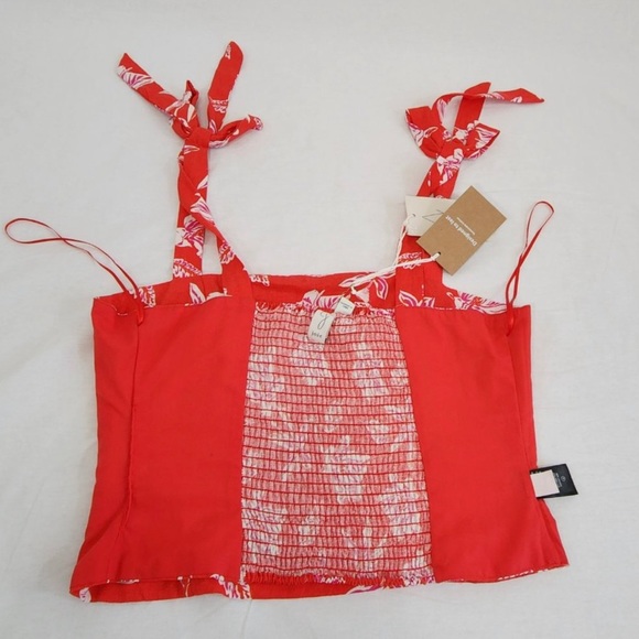 Joie Linen Floral Crop Top - Picture 9 of 9